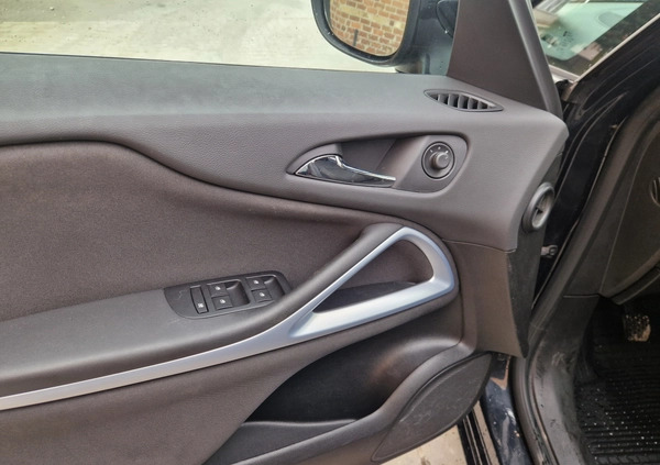 Opel Zafira cena 39900 przebieg: 119060, rok produkcji 2015 z Wrocław małe 631